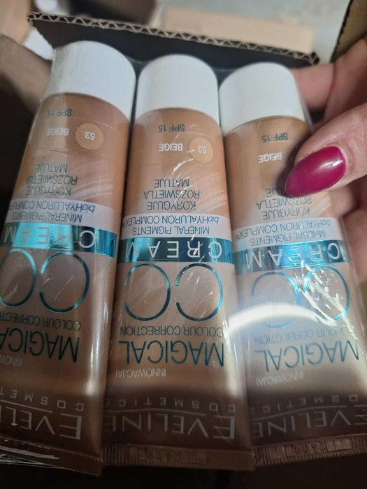 Podkłady CC krem eveline