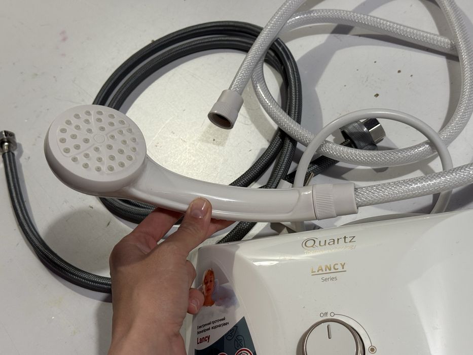 Проточный бойлер Quartz  Lancy 3500 combi водонограватель воданагрівач