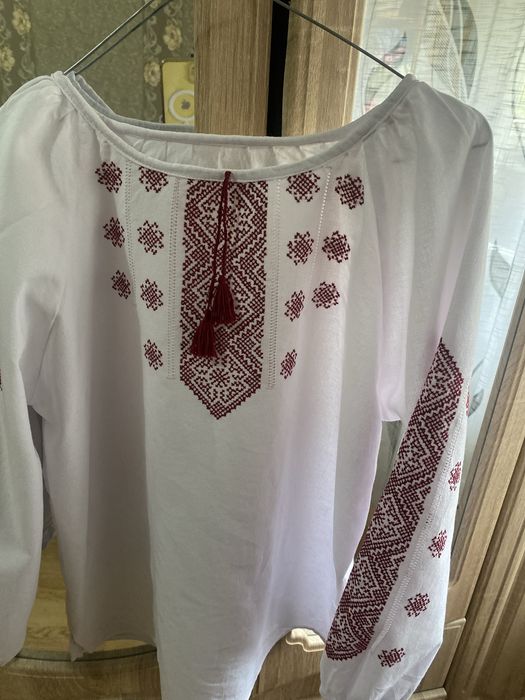 Вишиванка жіноча
