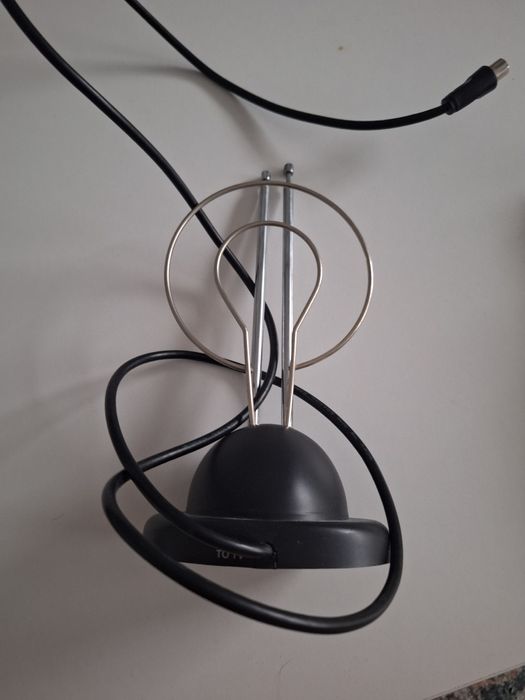 Antena analogowo-cyfrowa TVA 300 VIVANCO