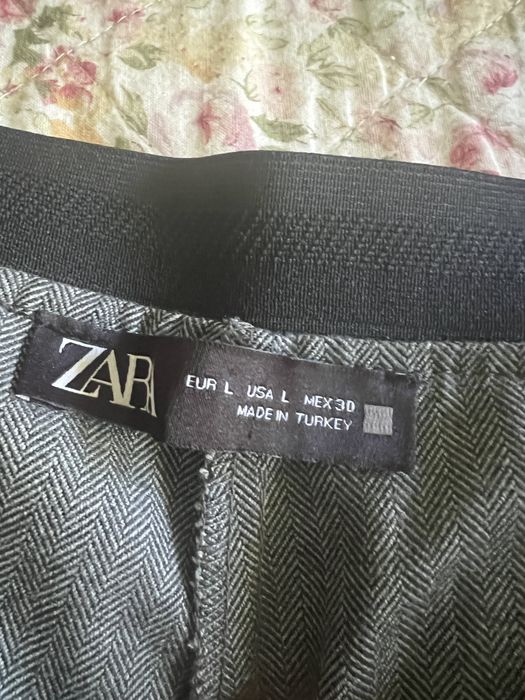 Calças cinzentas Zara
