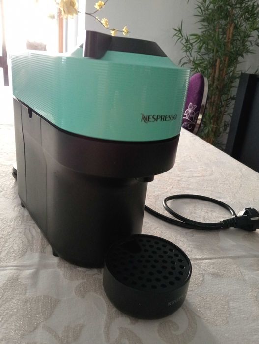 Máq. Café Nespresso Vertuo Pop Mint