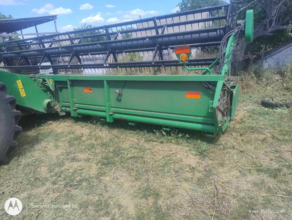 Продам жниварку John Deere 630 F