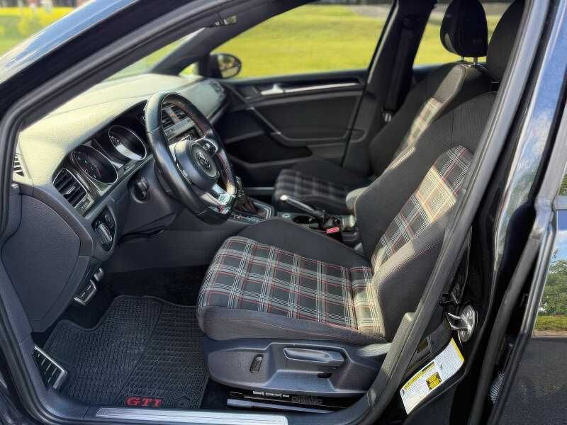 2015 Volkswagen Golf GTI S