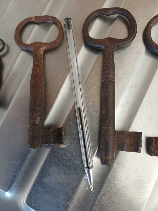Varias chaves de fechaduras antigas