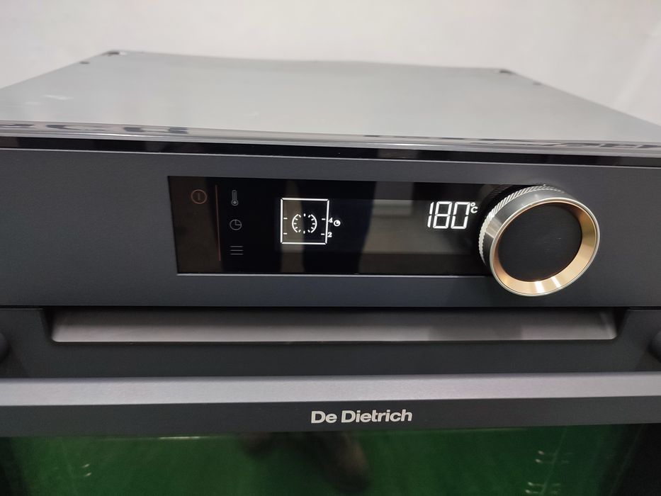 Духова шафа з піролітичною очисткою De Dietrich Франція