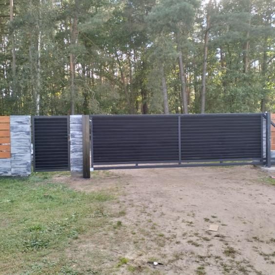 Sprzedam bramy przesuwne żaluzja
