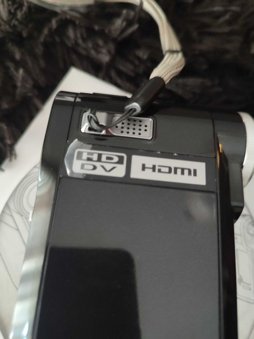 Máquina de Filmar Toshiba Camileo P10