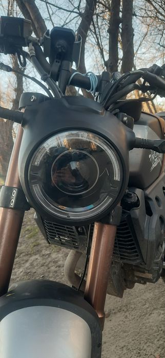 Мотоцкл Lifan KPM 200.