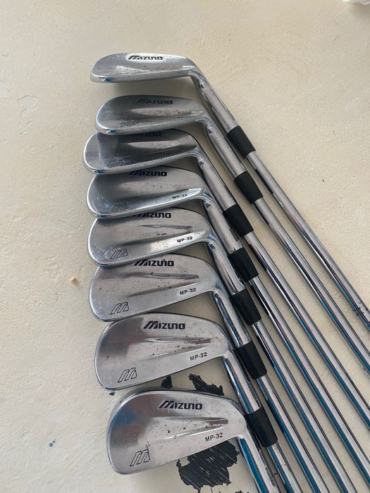 Iron golf set Mizuno MP- 32 grain flow forged