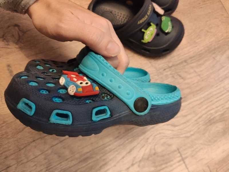 Crocks klapki buty na lato 25/26