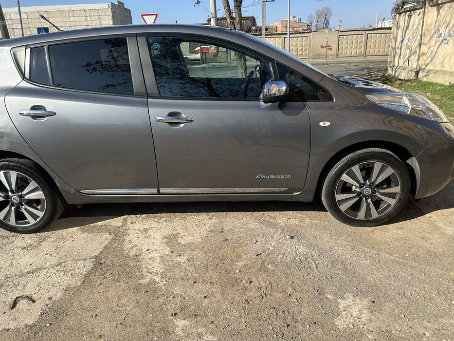 Nissan Leaf 24 kWt Tekna