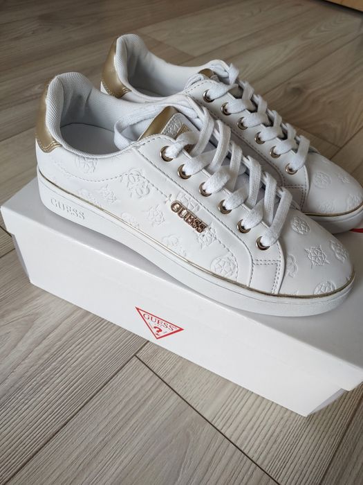 Buty sneakersy GUESS rozmiar 40