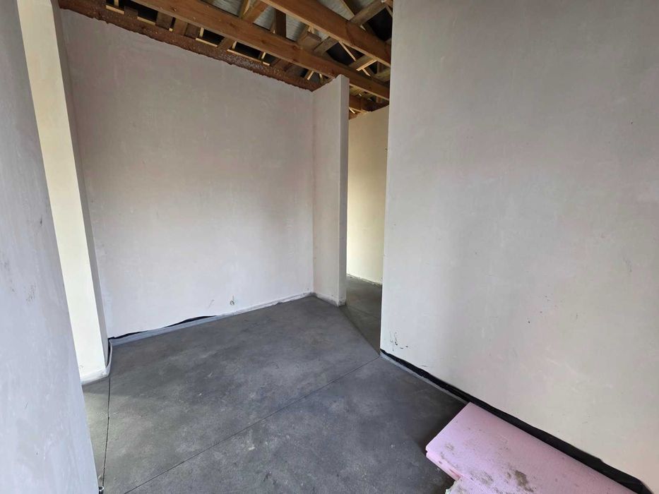 Тарасівка вул Павлюченка будинок 120м.кв. 5 соток землі