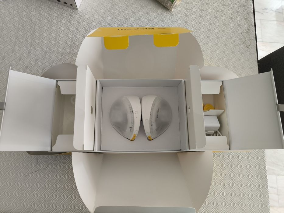 Bomba de Leite Elétrica Medela Hands-Free (Como Nova)