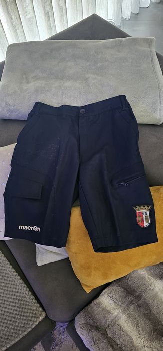 Casaco do Braga, calções e da Macron, excelente estado