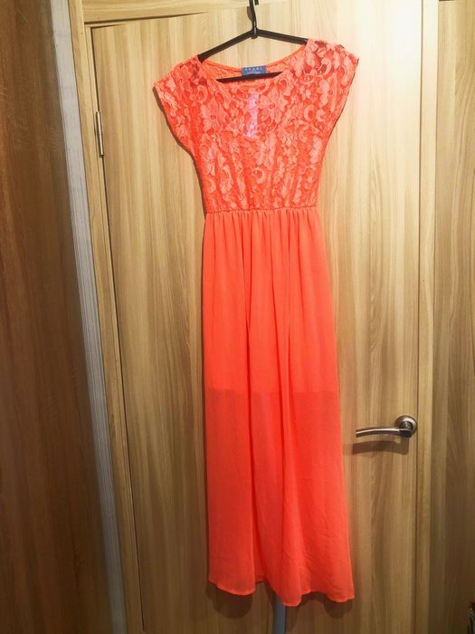 Платья в пол размер S           .