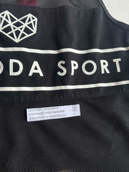 Soda Sport _ Czarna termoaktywna koszulka rozmiar M