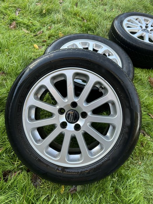 Felgi z oponami Imperial całorocznymi