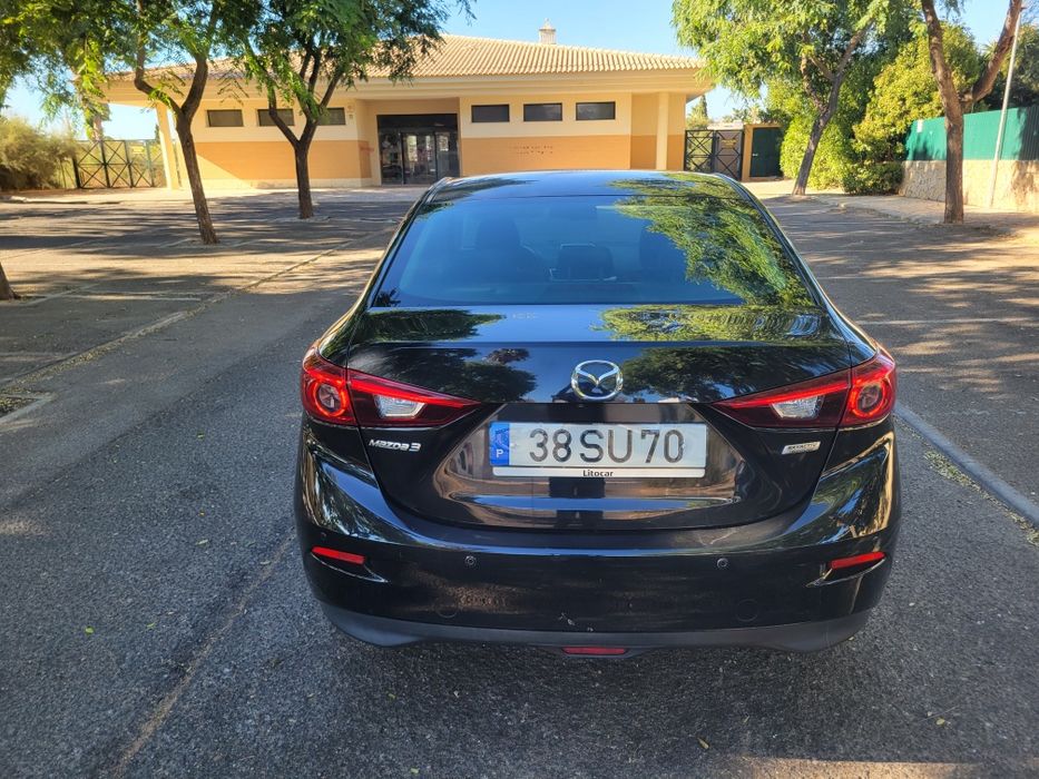 Mazda 3 sedan sport