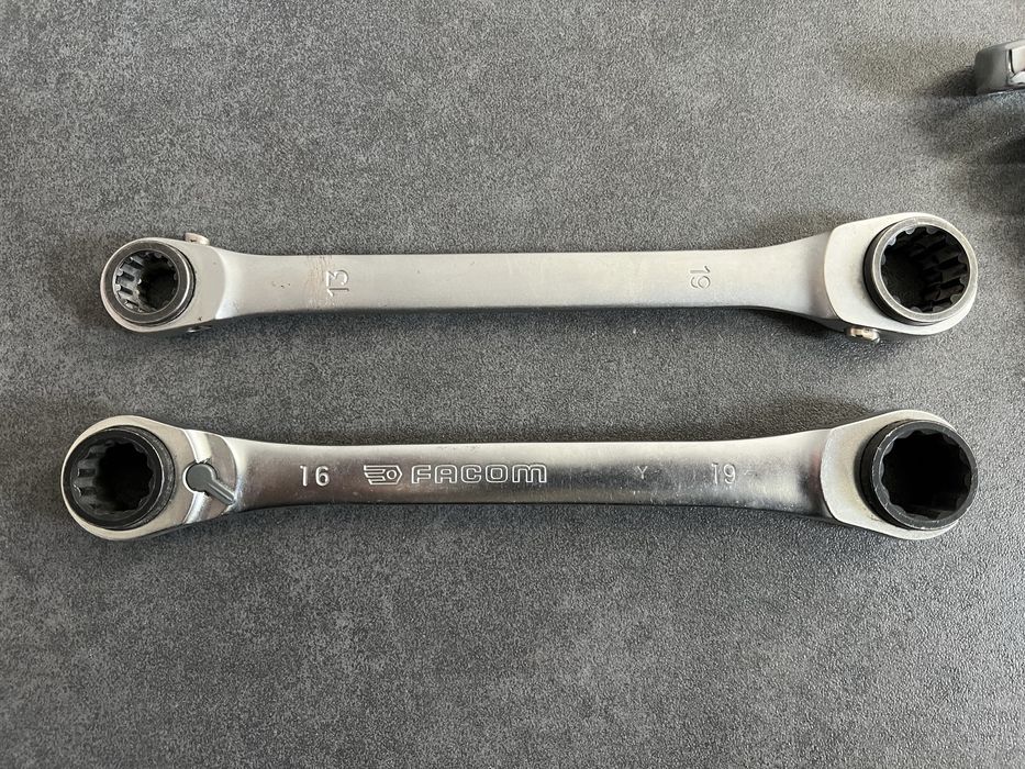 Ключі, тріскачки Facom