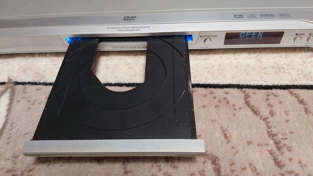 Продаеться DvD Toshiba