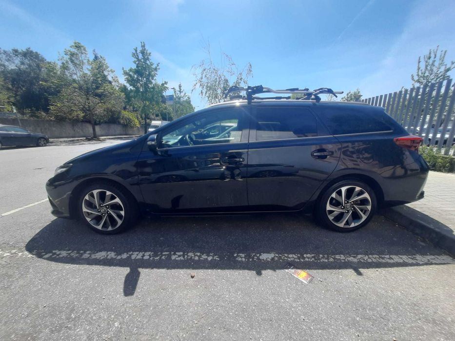 Vende-se Toyota Auris sempre muito bem cuidado