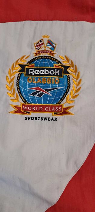 Reebok Kurtka FQ2211 na Wiosnę/Lato. Nowa z metkami. Rozm. M/L