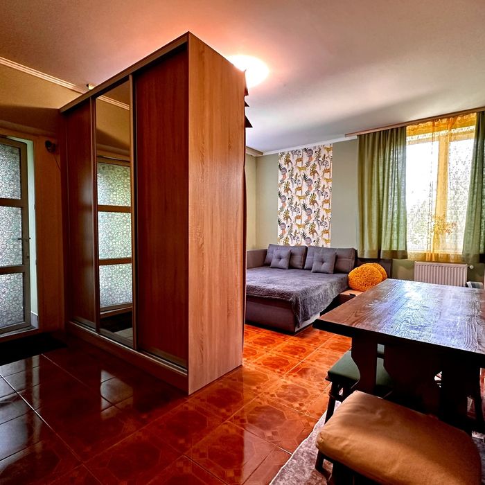 Подобова оренда дома квартири у місті Васильків