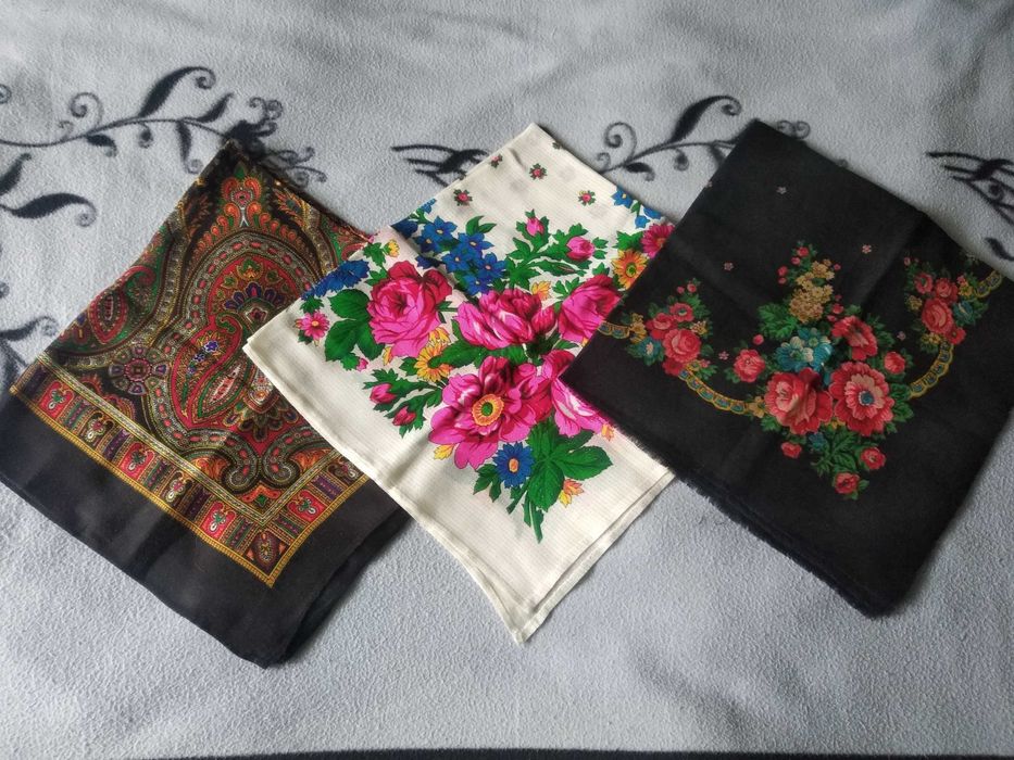 Платки (хустки) женские в украинском стиле