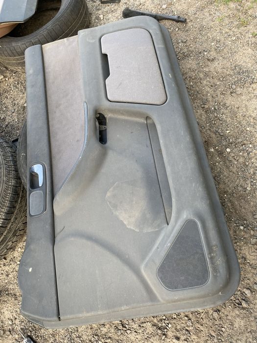 Audi a3 8l boczek tapicerka prawy przod 3-drzwi