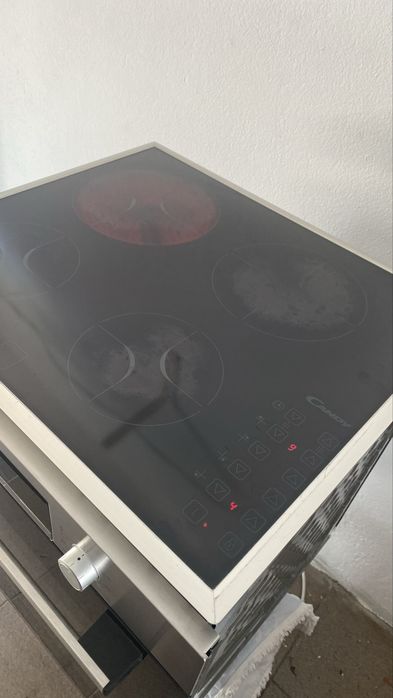 Forno Bosch + Placa Vitrocerâmica Candy — conjunto encastrável