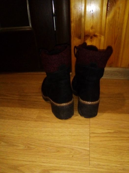 Ботинки зимні жіночі