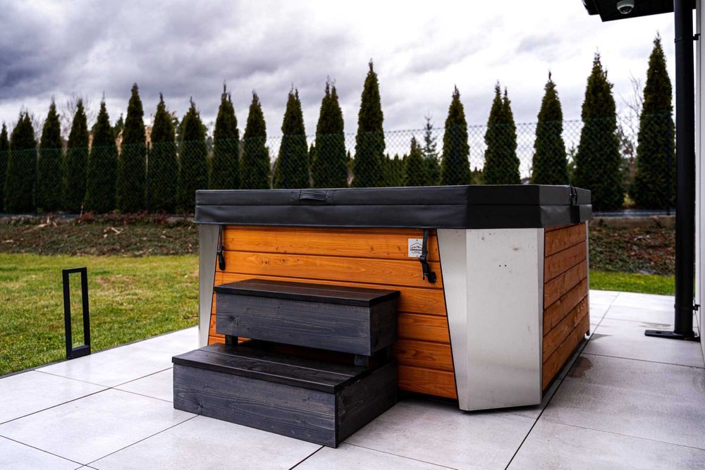 Jacuzzi Carpathian model PORAD, hydromasaż, dostawa balii