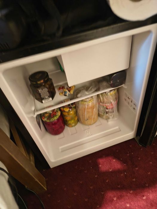 Lodówka MPM 46-CJ-02/H 51cm Czarna