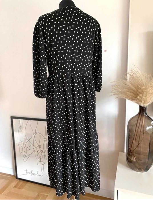Zara czarna w biale kropki sukienka midi L/XL