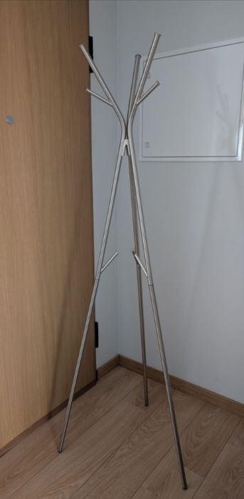 Bengaleiro/ cabide de pé IKEA