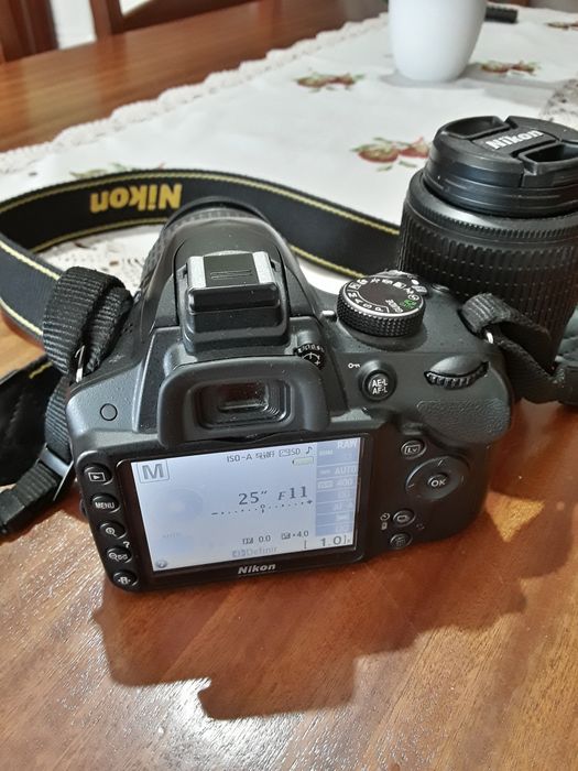 Máquina fotográfica Nikon 3200