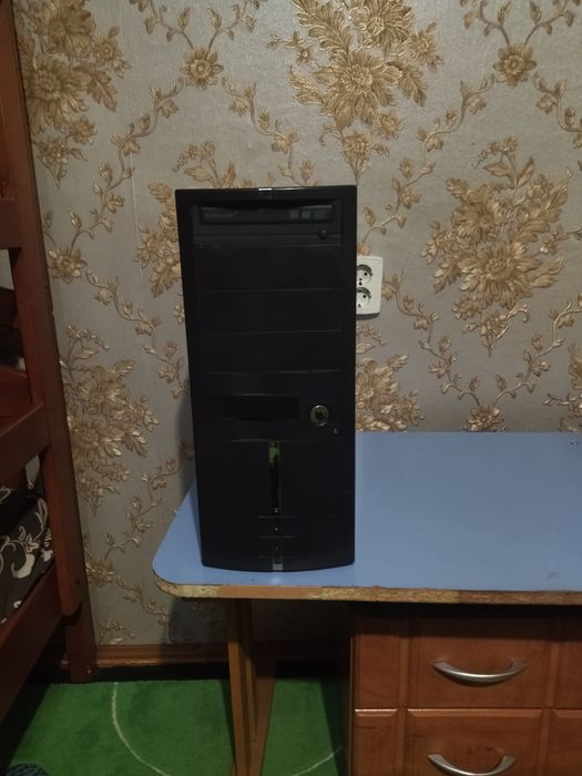 Настільний комп'ютер