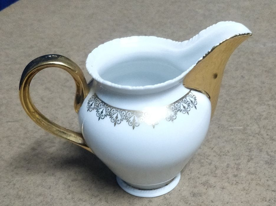 Vista Alegre Tea Service430582806925824004