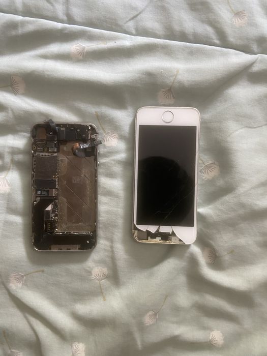 Iphone 4 e 5s para peças