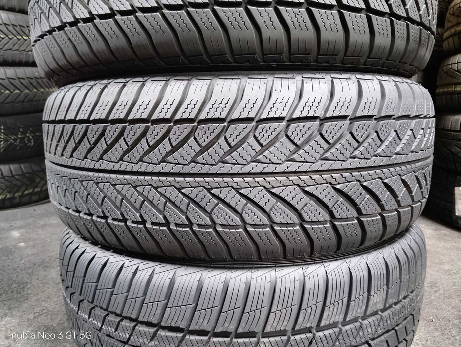 Шини бу 225/55 R17 Goodyear UltraGrip Performance Комплект Пара Зима