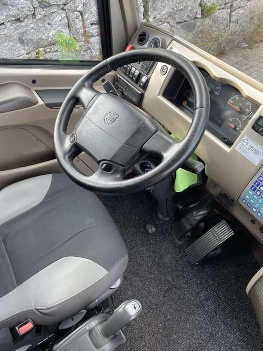 Autocarro Volvo