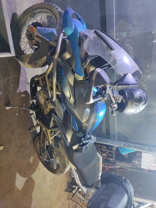 Vendo/troco por comercial
