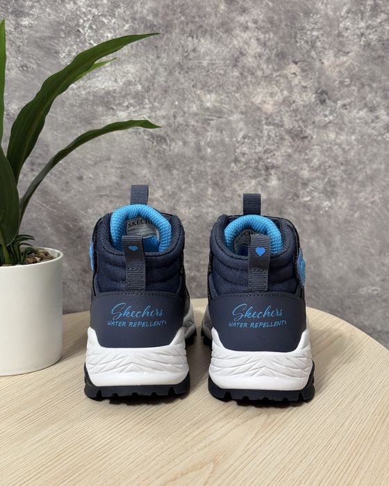 27 р Дитячі черевики Skechers Fuse Tread