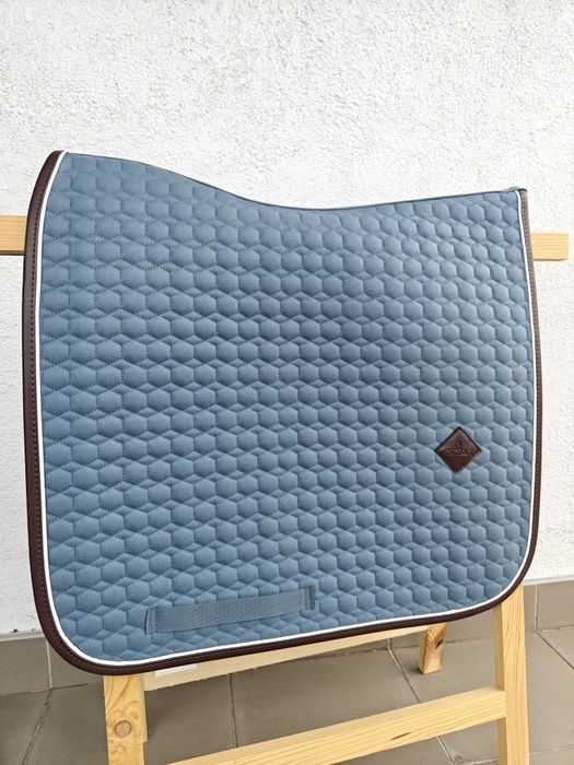 Nowy czaprak ujeżdżeniowy Kentucky leather classic Dusty blue Full DL