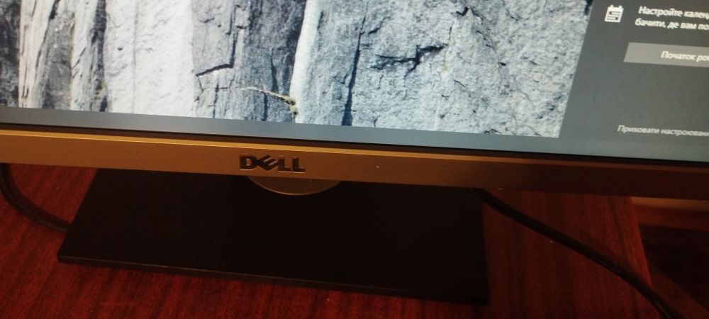 Монітор 22" Dell Стан гарний usb