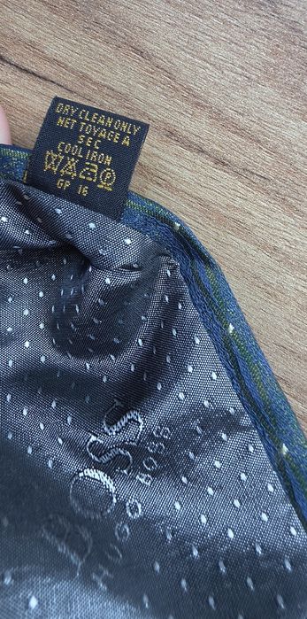 Krawat jedwabny Hugo Boss włoski silk 100% wzór