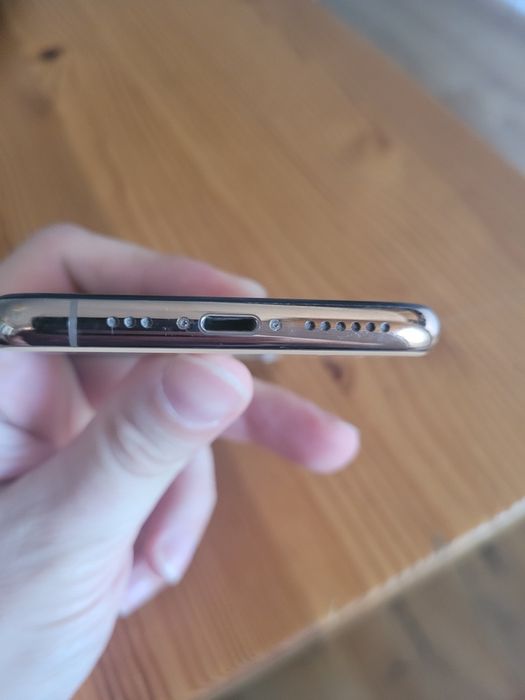 Iphone 11 pro gold uszkodzony