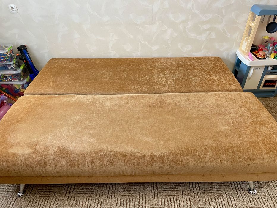 Розкладний диван-ліжко